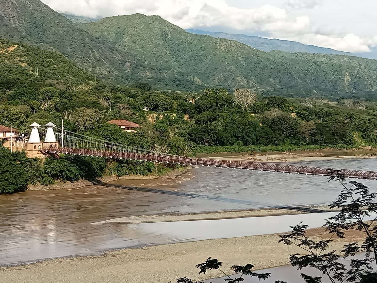 Abren de nuevo el Puente de Occidente, atractivo turístico de Antioquia