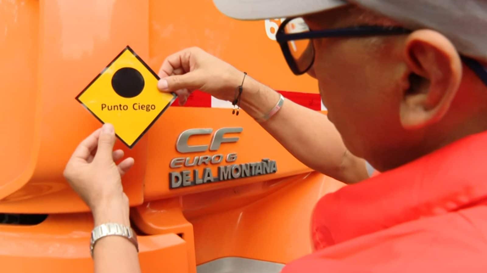 Emvarias y Alcaldía de Medellín lanzan campaña para prevenir siniestralidad vial