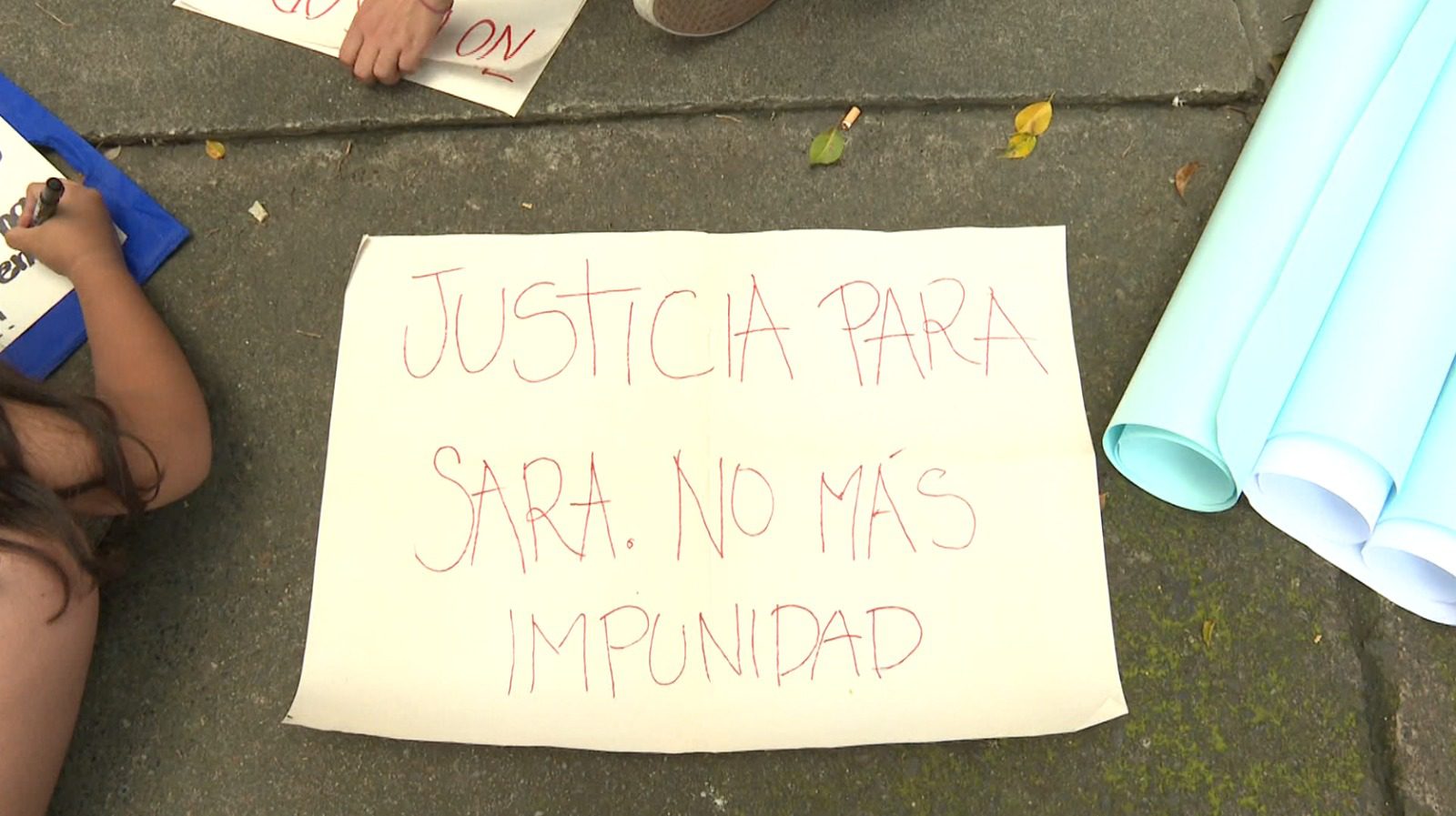 Allanan viviendas en Bello para ubicar a responsables del crimen de Sara Millerey