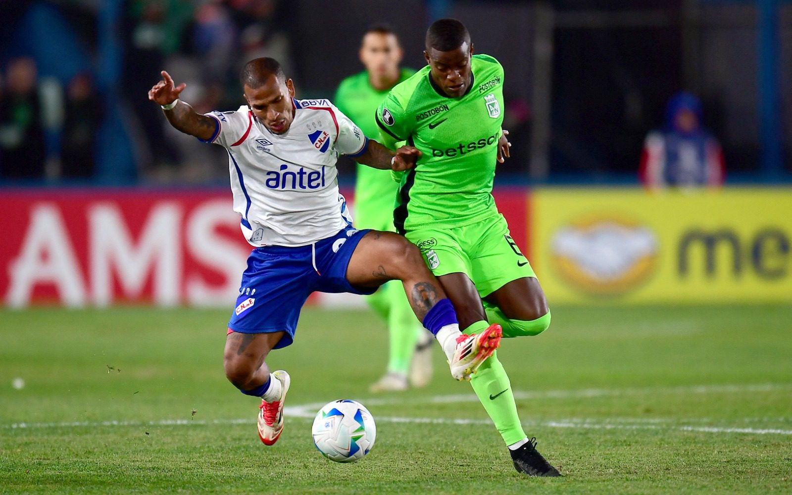 Atlético Nacional perdió 1-0 en Uruguay y hay incertidumbre en sus hinchas
