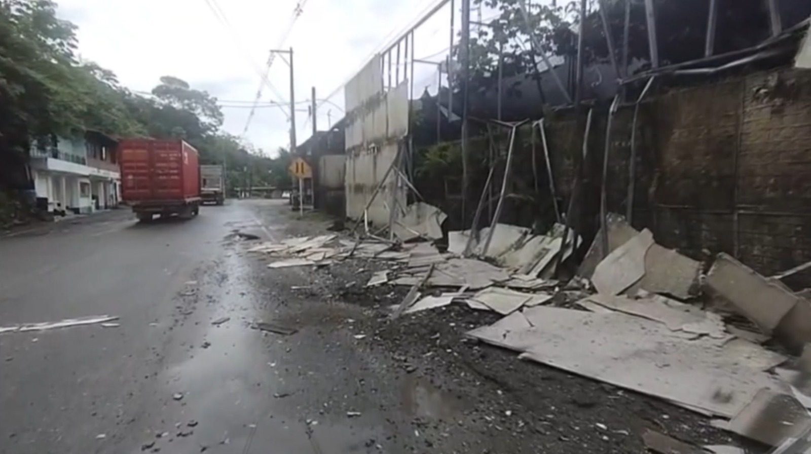 Expertos del Ejército detonaron caja con explosivos abandonada en Puerto Valdivia
