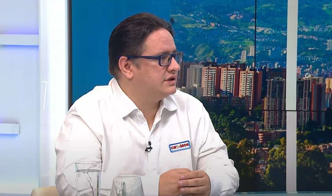 “Savia Salud ha perdido 500 mil millones desde su intervención”: concejal Damián Pérez