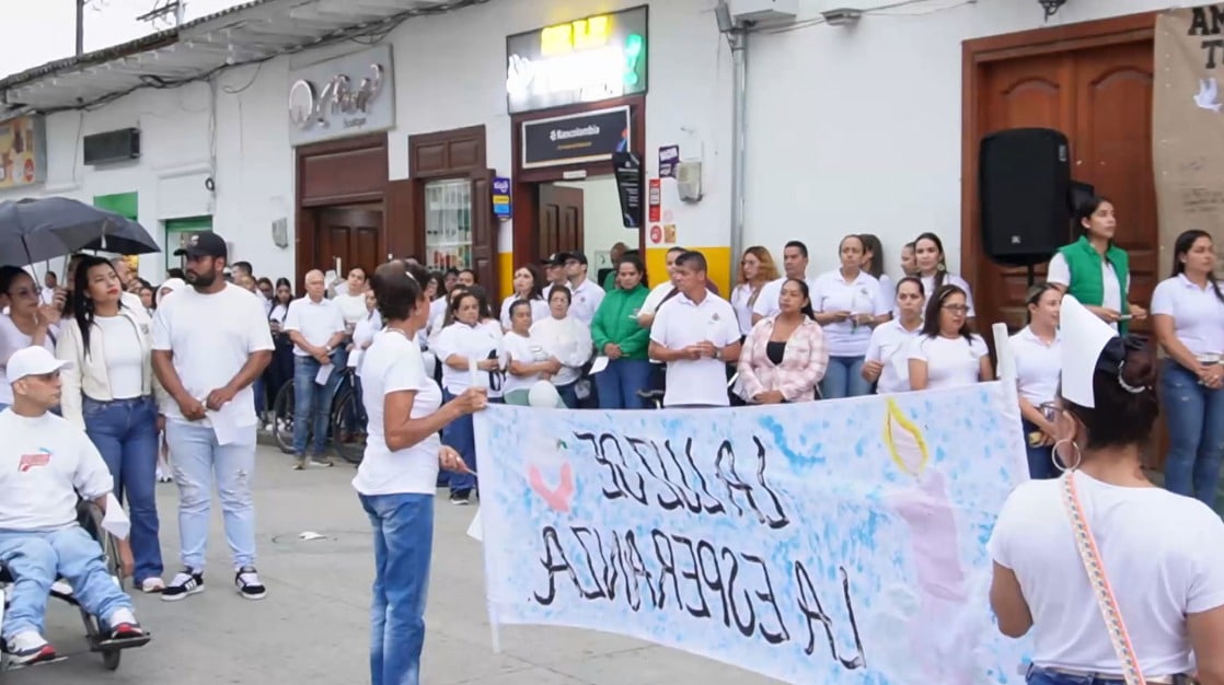 Habitantes de Amalfi realizaron marcha por la paz, tras recientes hechos de violencia