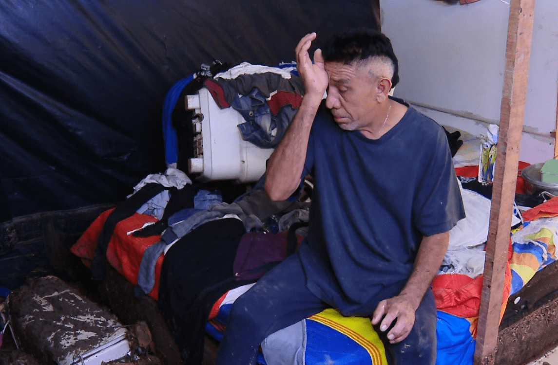 “Yo quedé sin nada”: afectado por lluvias en Altavista