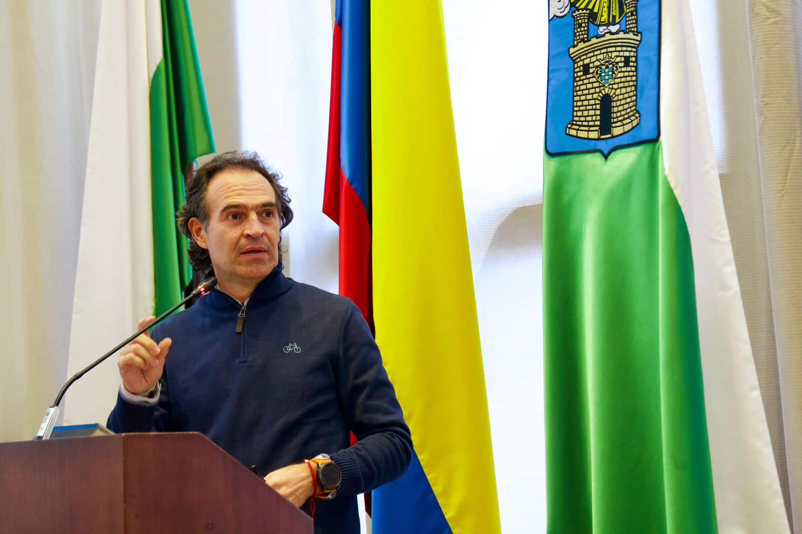 alcalde de medellín federico guttiérrez