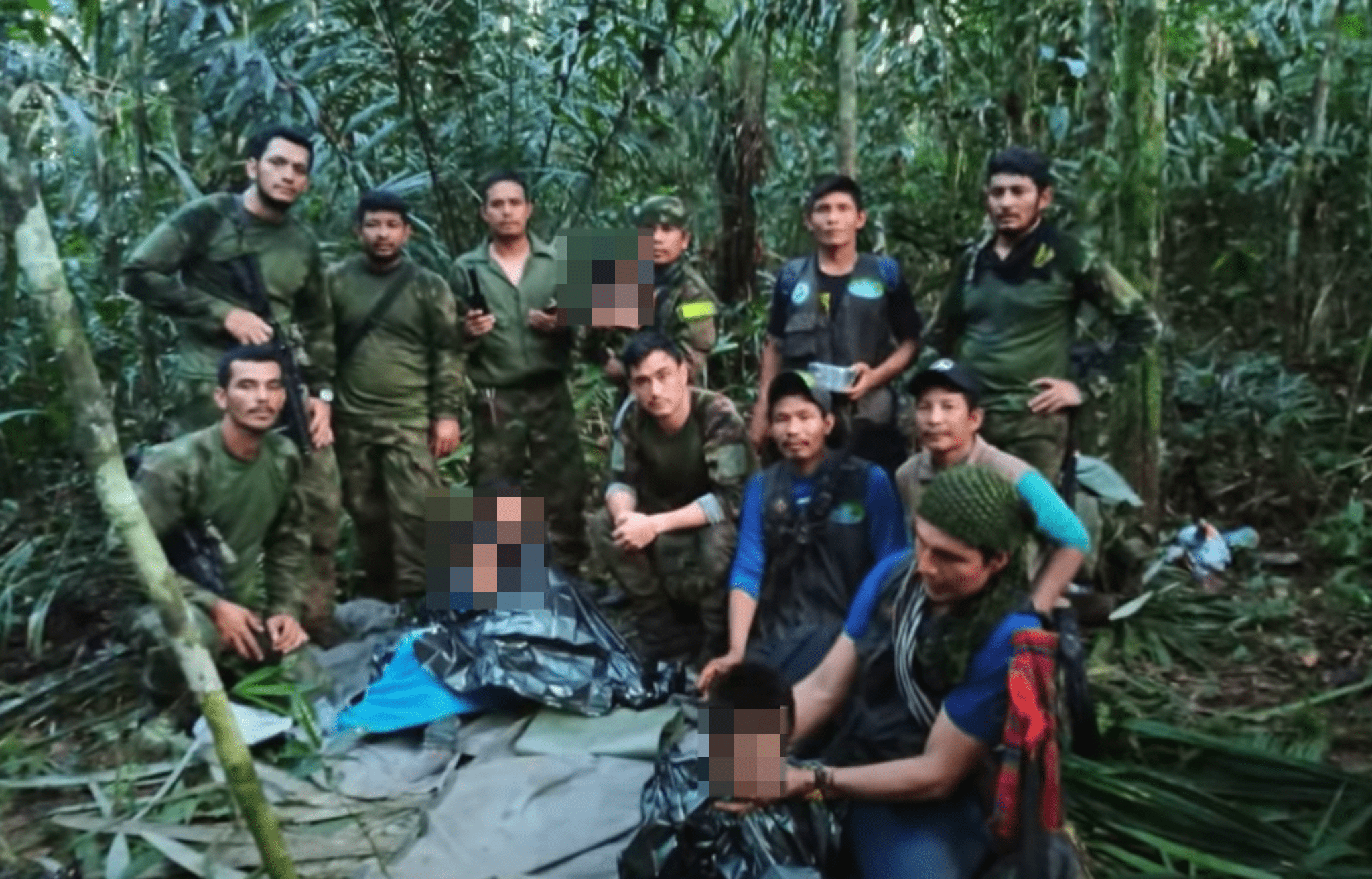así sobrevivieron los niños en la selva