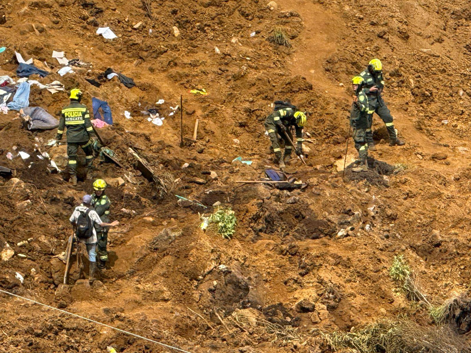 A una semana del deslizamiento en Bello persiste la búsqueda de 8 desaparecidos