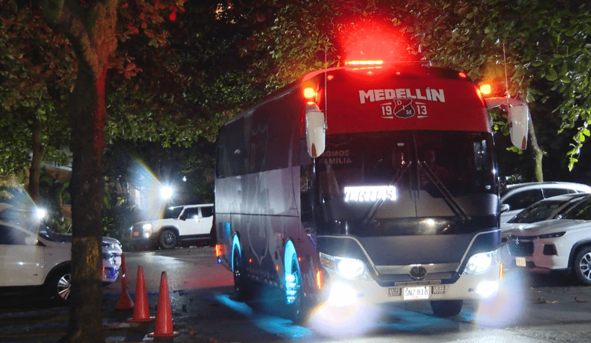 Ni caravana, ni banderazo: esta es la cábala de los hinchas del DIM por la final