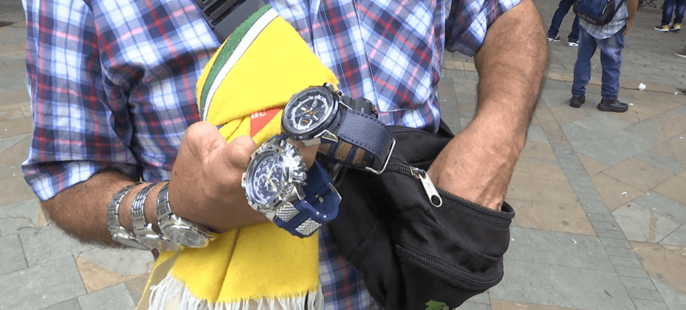 Así es el día a día de los cambalacheros en el centro de Medellín