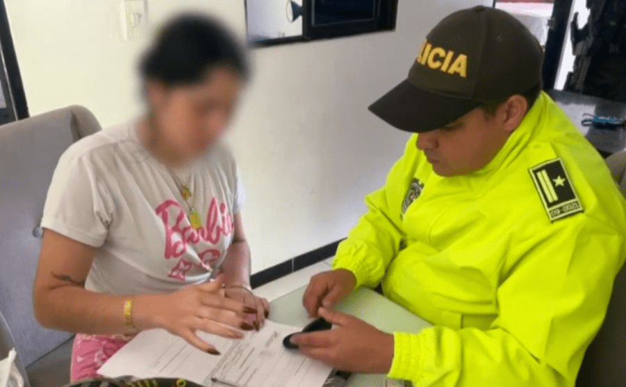 Capturan a tres presuntas integrantes de las disidencias, entre ellas la cabecilla financiera