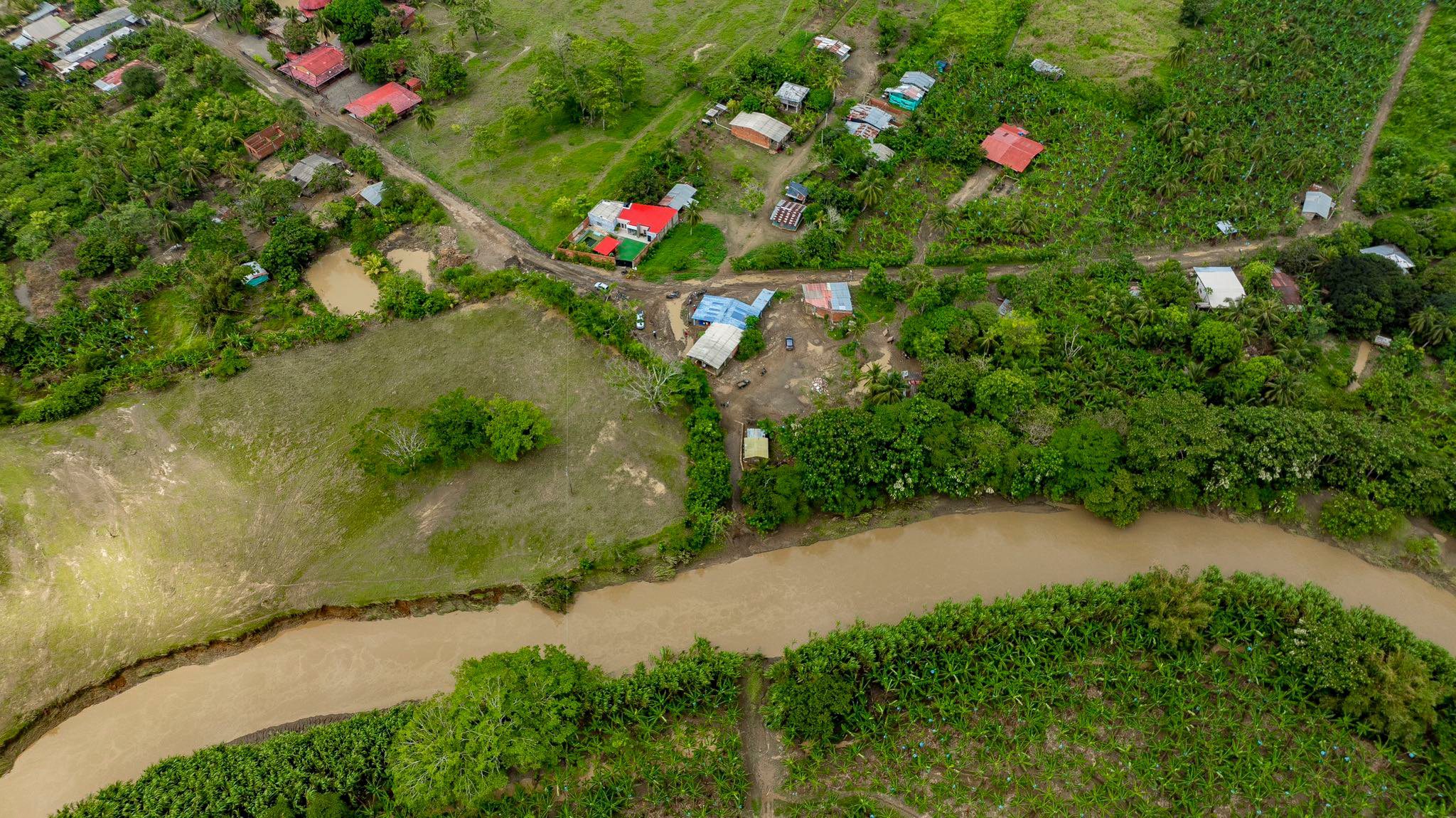 Desbordamiento del río Turbo deja decenas de familias damnificadas