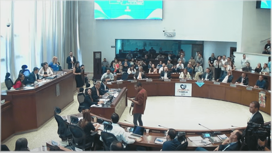 discusión plan de desarrollo en el concejo