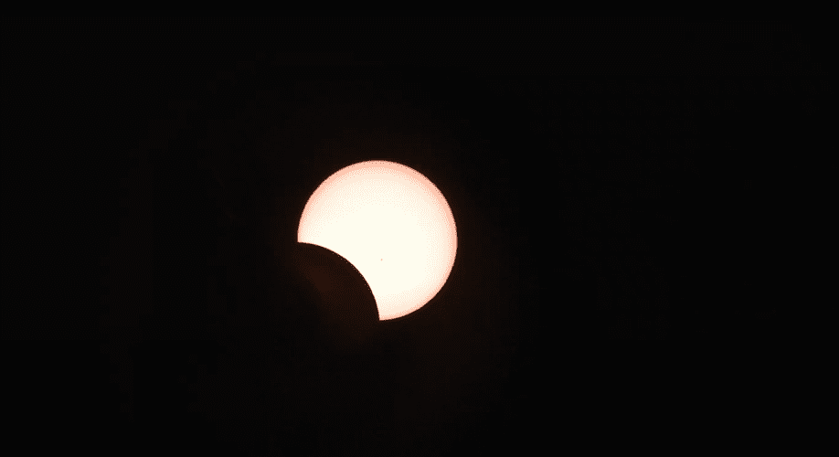 eclipse solar 8 de abril