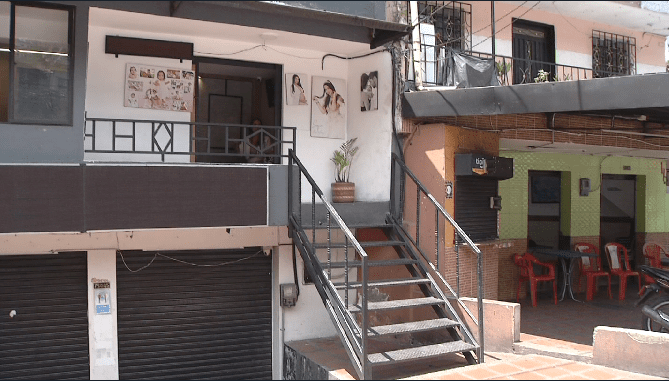 buscan 12 emprendedoras en Medellín