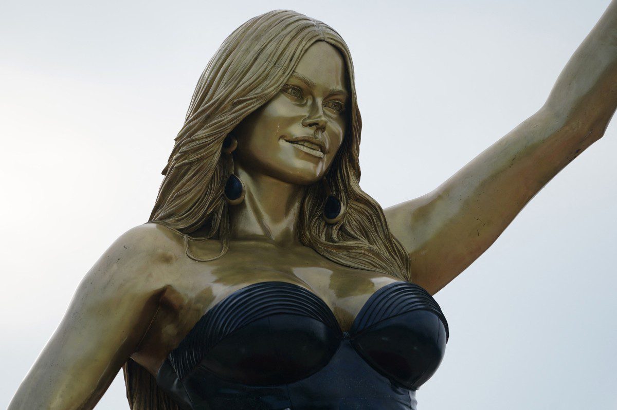 Así quedó la estatua de Sofía Vergara en el Gran Malecón de Barranquilla