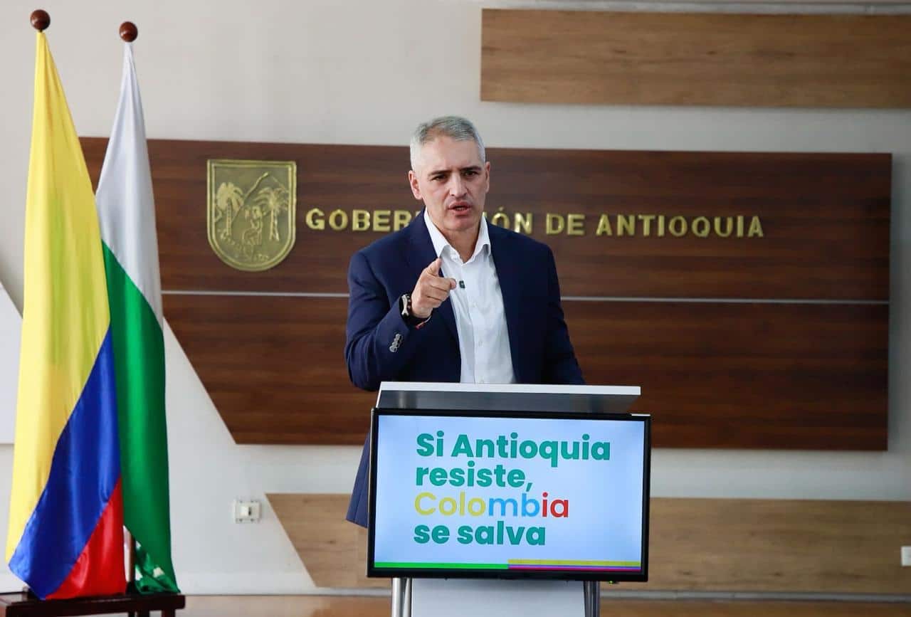 Gobernador de Antioquia recusó a la fiscal general: “Mi libertad está bajo amenaza”