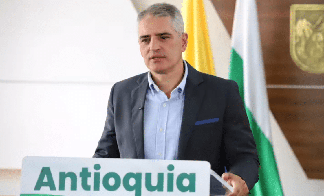 Gobernador de Antioquia sobre interceptaciones: “¿Cuál es el objetivo de espiar mis comunicaciones?”