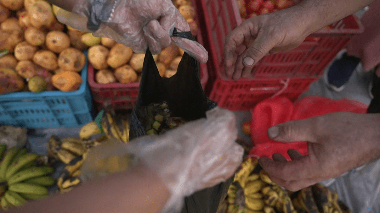 ¡Buena esa! Comerciante lidera iniciativa en Villa Hermosa para dar mercados a familias vulnerables 