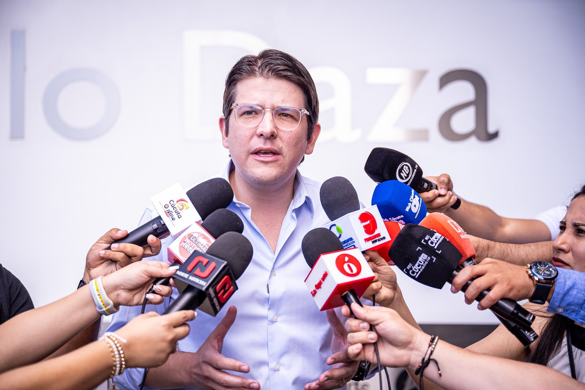 Atentan contra el precandidato Miguel Uribe Turbay en Bogotá