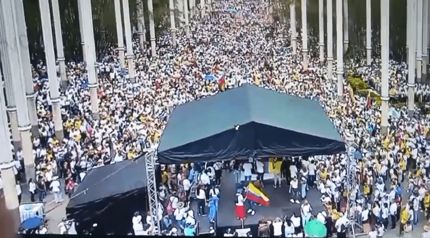 miradas sobre las marchas en Medellín y Colombia
