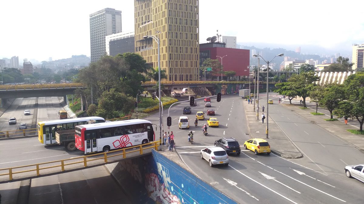 pico y placa en Medellín 15 de mayo