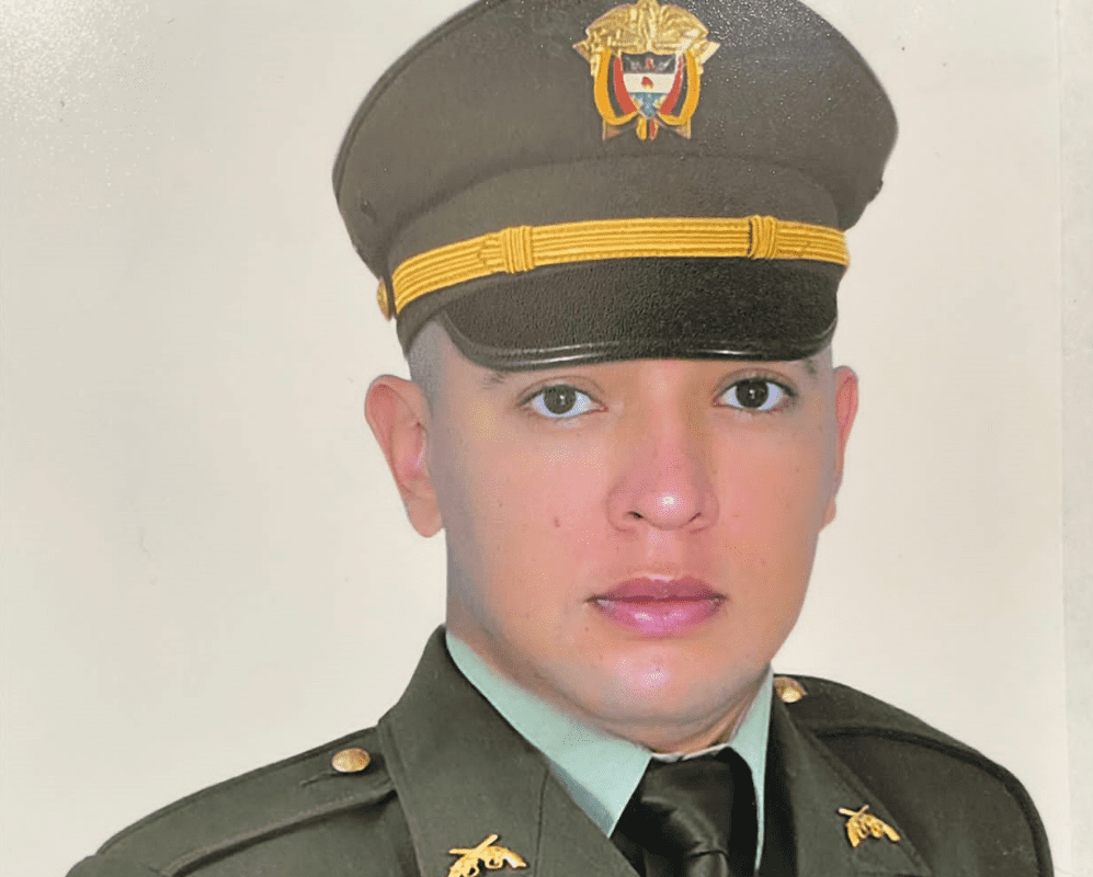 policía asesinado en laureles