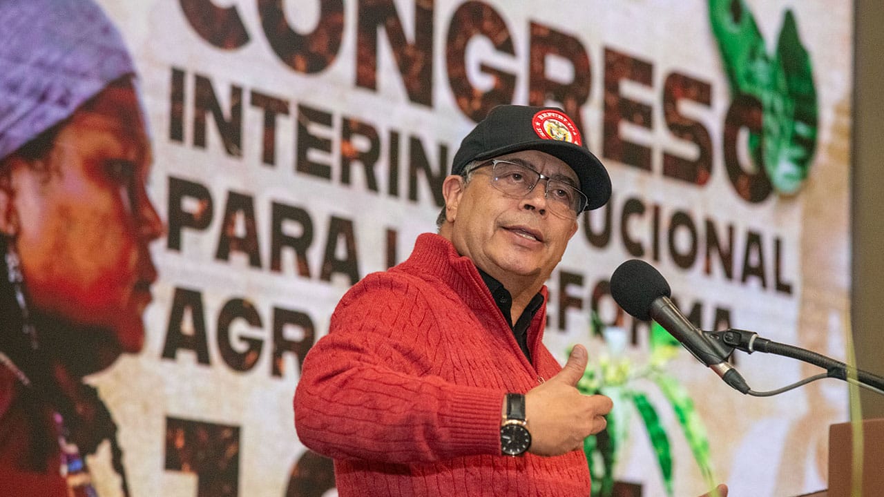 Campaña de Petro violó los topes en más de .500 millones