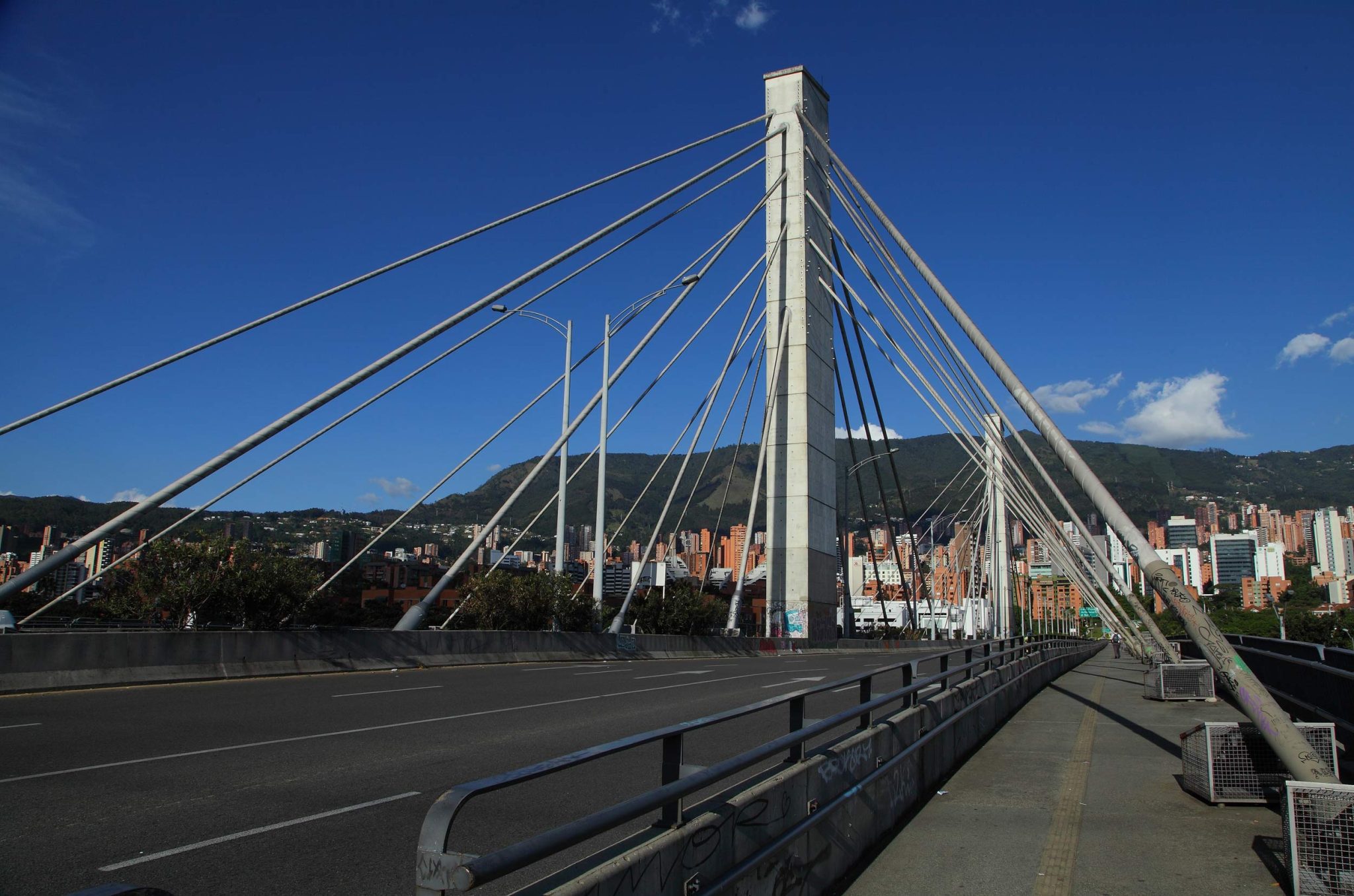Cierres viales este fin de semana en Medellín incluyen el puente de la 4 sur