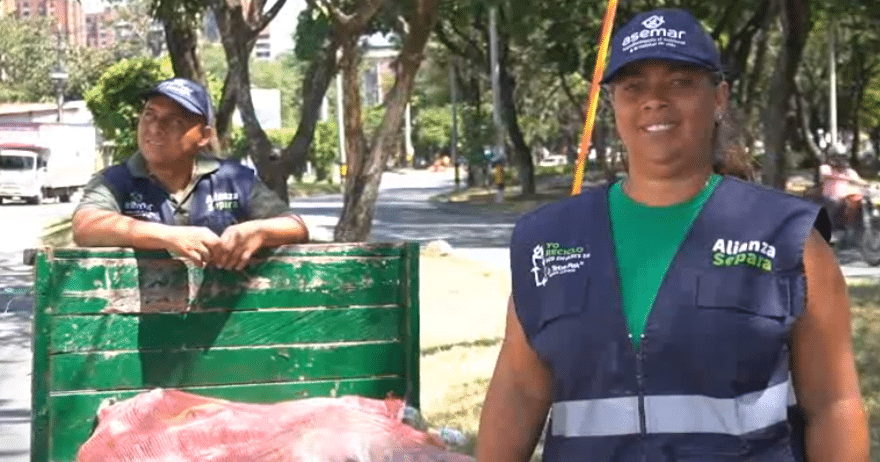 Conozca la historia de una pareja de esposos que llevan 20 años reciclando