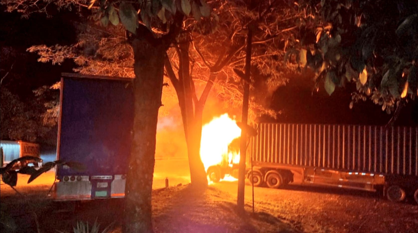 Preocupación por la seguridad en vía a la Costa tras quema de dos vehículos en Valdivia