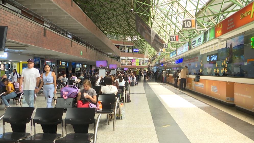 Cerca de 330 mil pasajeros se movilizaron en Medellín durante el puente festivo