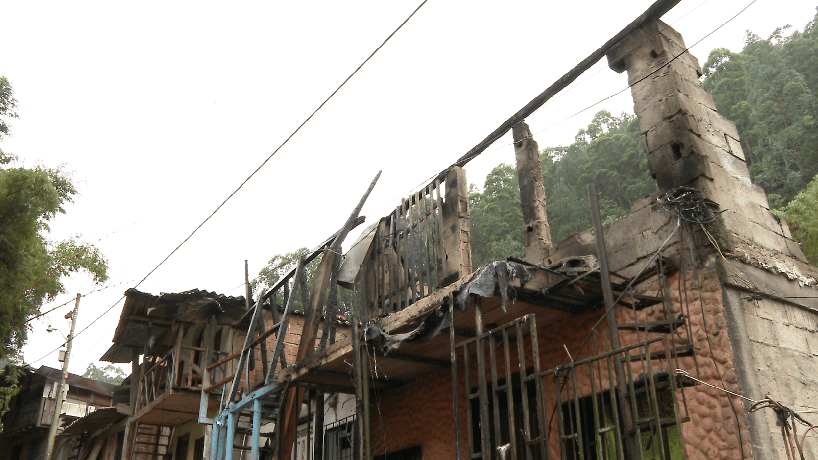 Fuerte incendio en San Antonio de Prado dejó seis familias damnificadas