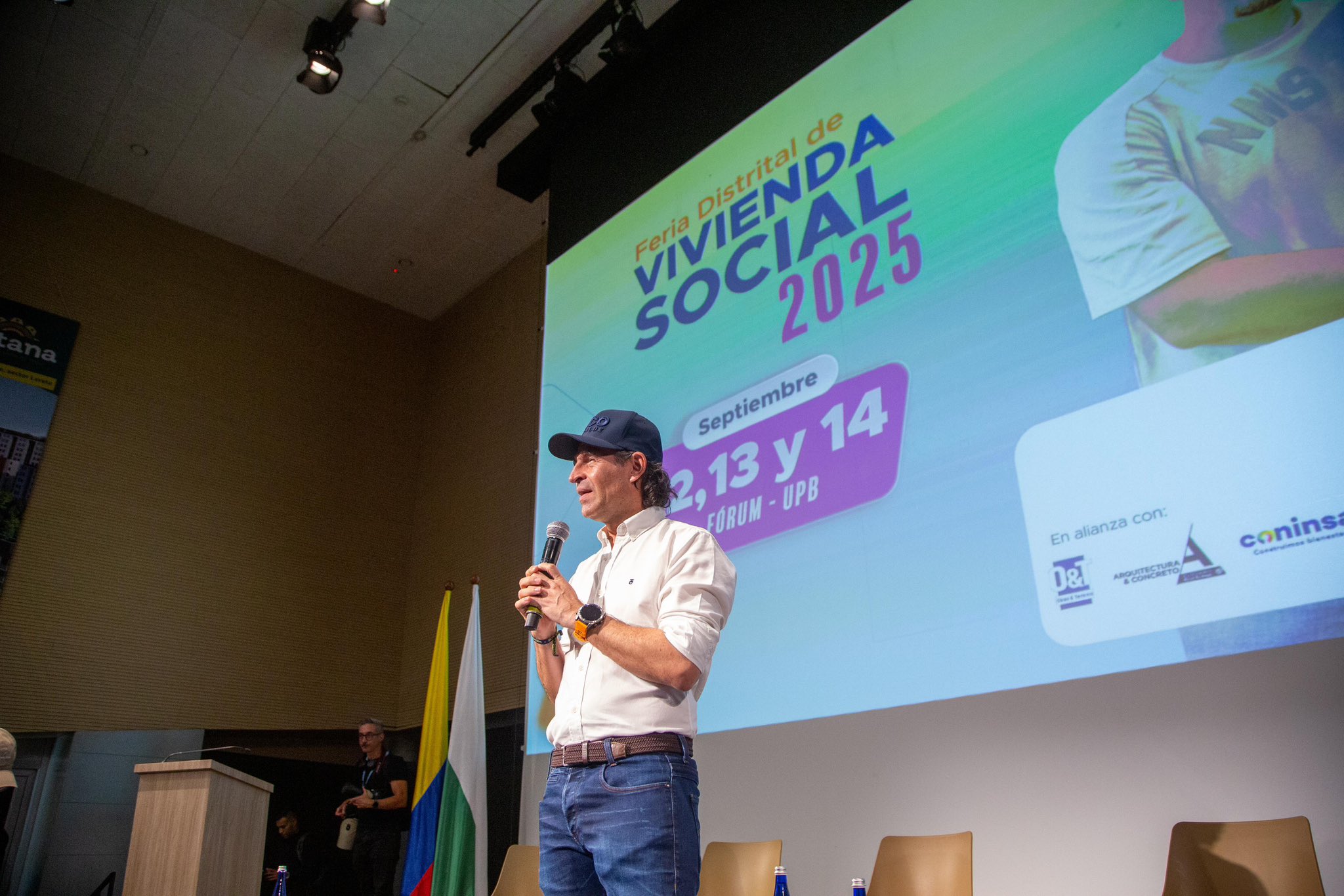 Alcaldía de Medellín anuncia subsidio para la cuota inicial de vivienda: así puede acceder
