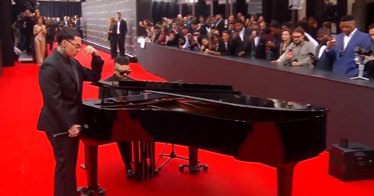 Así fue la presentación del cantante paisa Blessd en la gala del Balón de Oro 2025