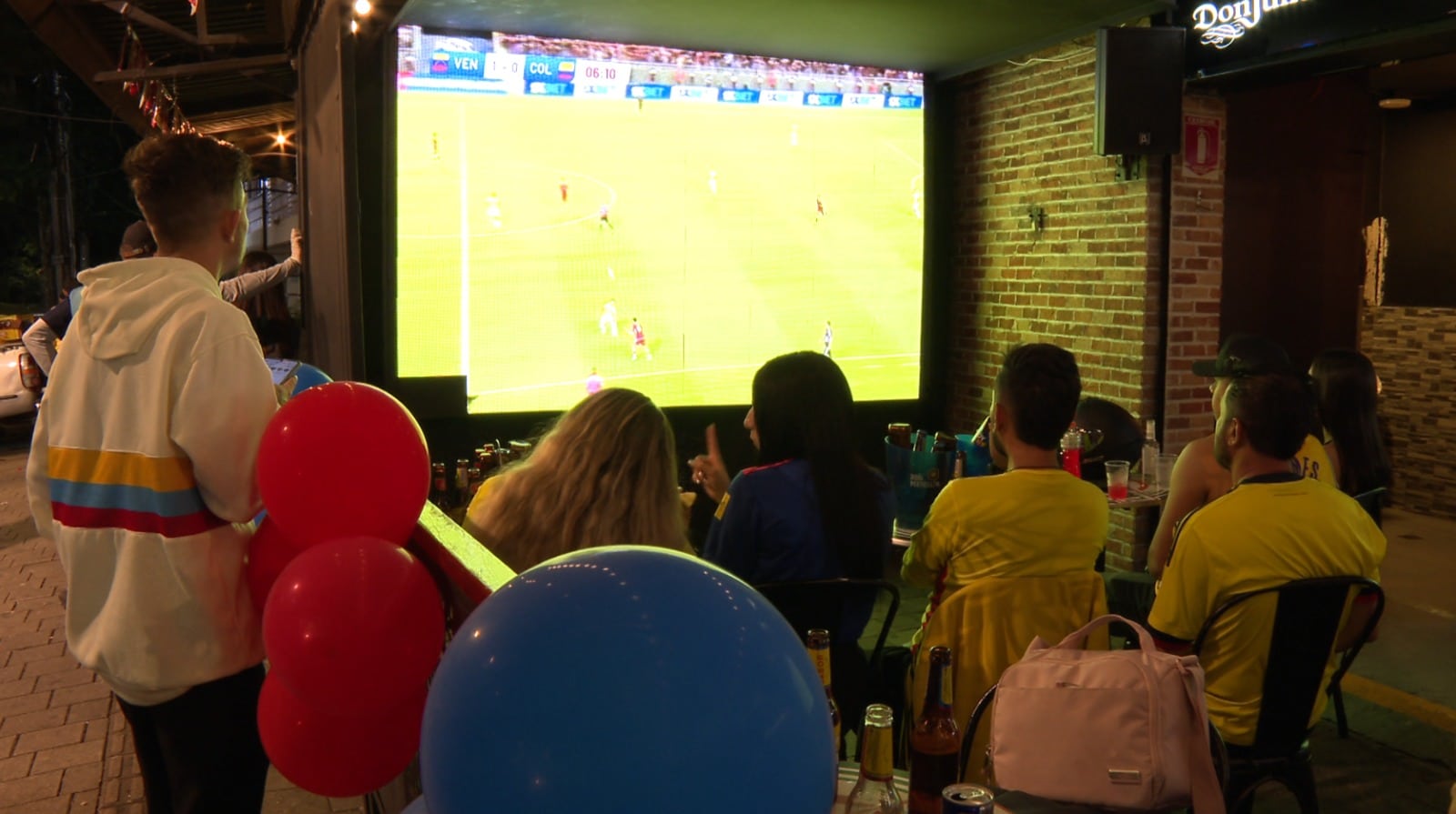 Bares de Medellín esperan incremento en ventas hasta del 100% por el Mundial