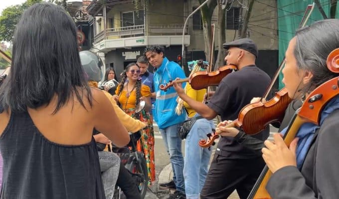 Medellín intensifica campaña de movilidad ‘Te queremos vivo’
