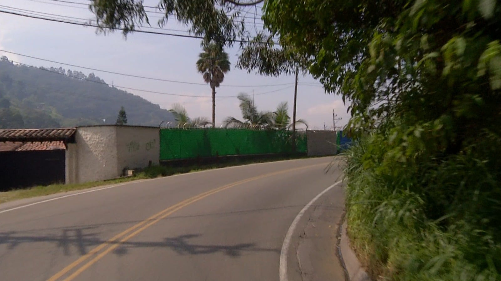 Denuncian retenes ilegales y atracos masivos en vía que conduce de Angelópolis a Caldas
