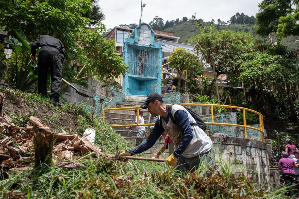 Este espacio de Medellín pasó de ser un basurero a un teatro al aire libre