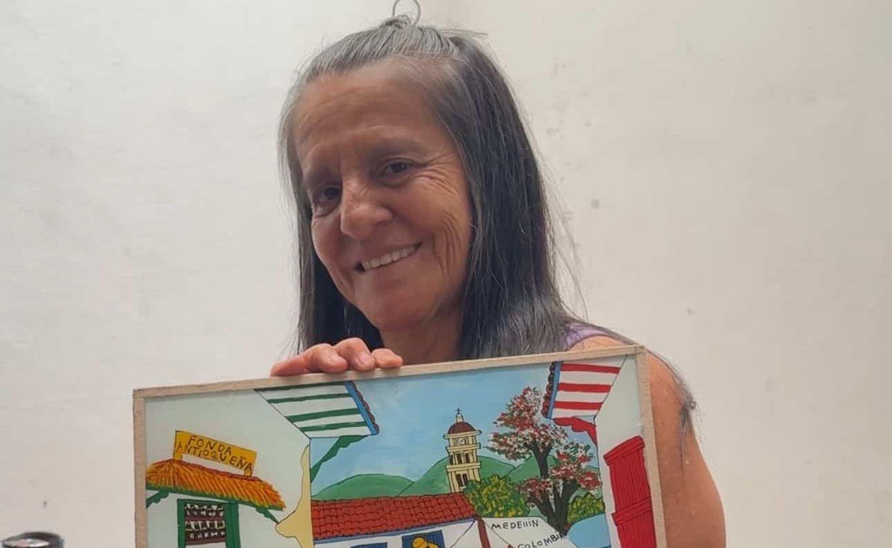 Miriam López: el arte de las costumbres que florece en Medellín
