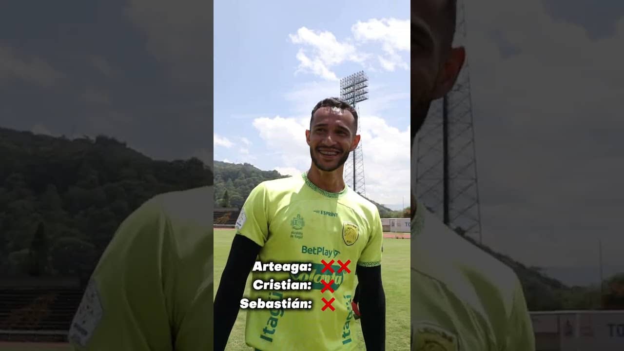 Misión imposible versión futbolistas profesionales: pegarle al palo
