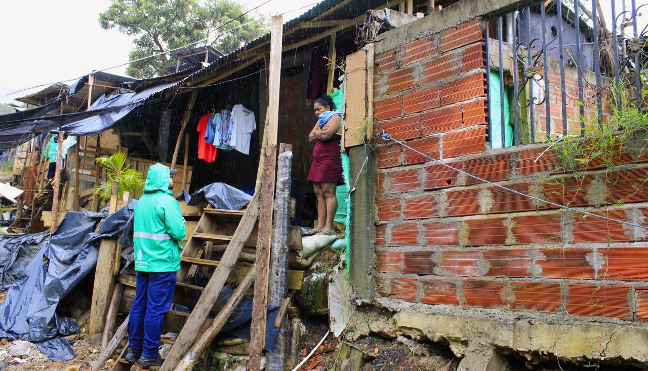 Puntos críticos en Medellín cuentan con especial atención durante temporada de lluvias