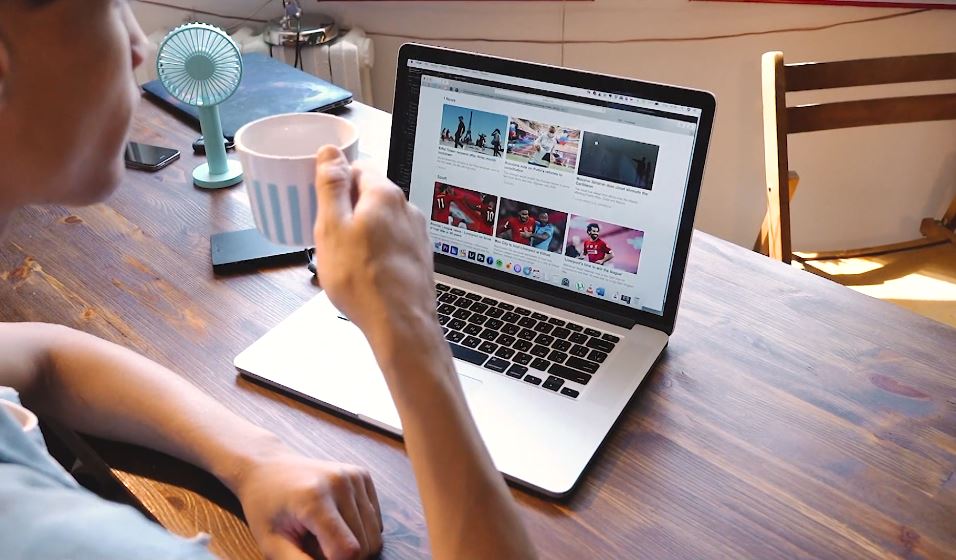 Retoman debate sobre necesidad de regular discursos en las redes sociales