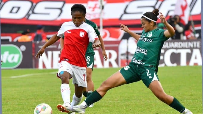 Santa Fe ganó en los primeros 90 minutos de la final femenina y se acerca al título