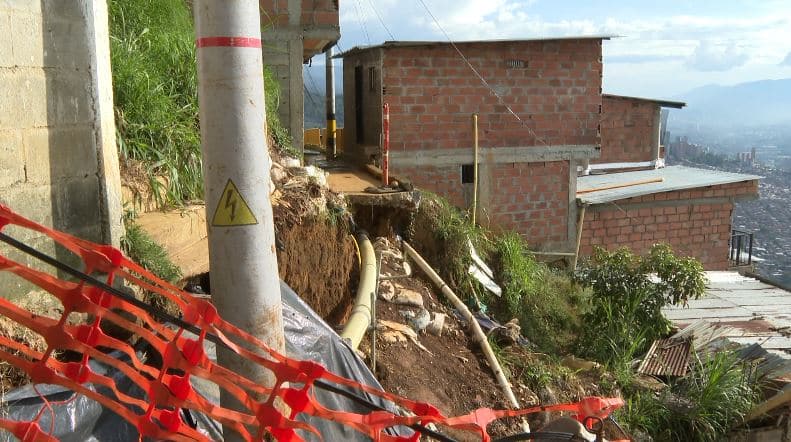 Temor en Llanaditas porque en temporada de lluvias haya un nuevo movimiento en masa