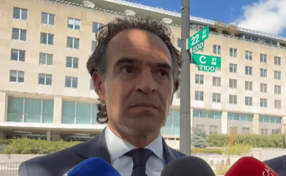Alcalde de Medellín en su agenda en Estados Unidos buscó respaldo en temas de seguridad
