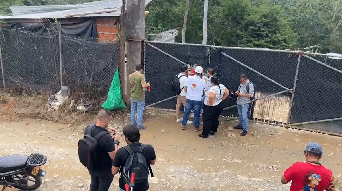 Se cumplen 36 horas de labores de rescate de los mineros atrapados en Segovia