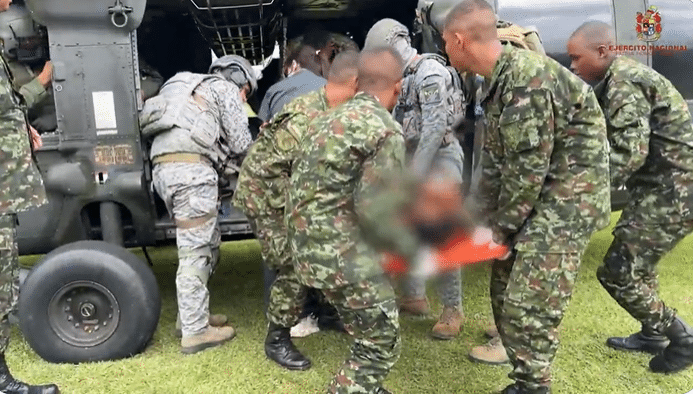 Tres soldados heridos deja combate con integrantes del Clan del Golfo en Frontino
