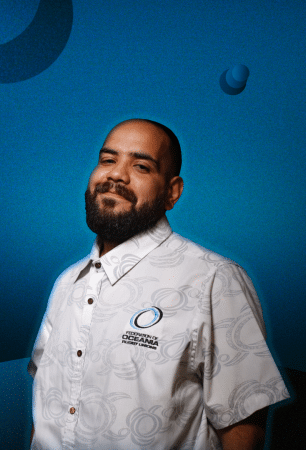 Abrió los ojos un instante