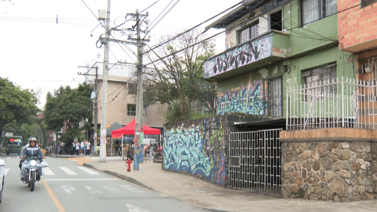 ¿Cuál es el origen del nombre del barrio Antonio Nariño?