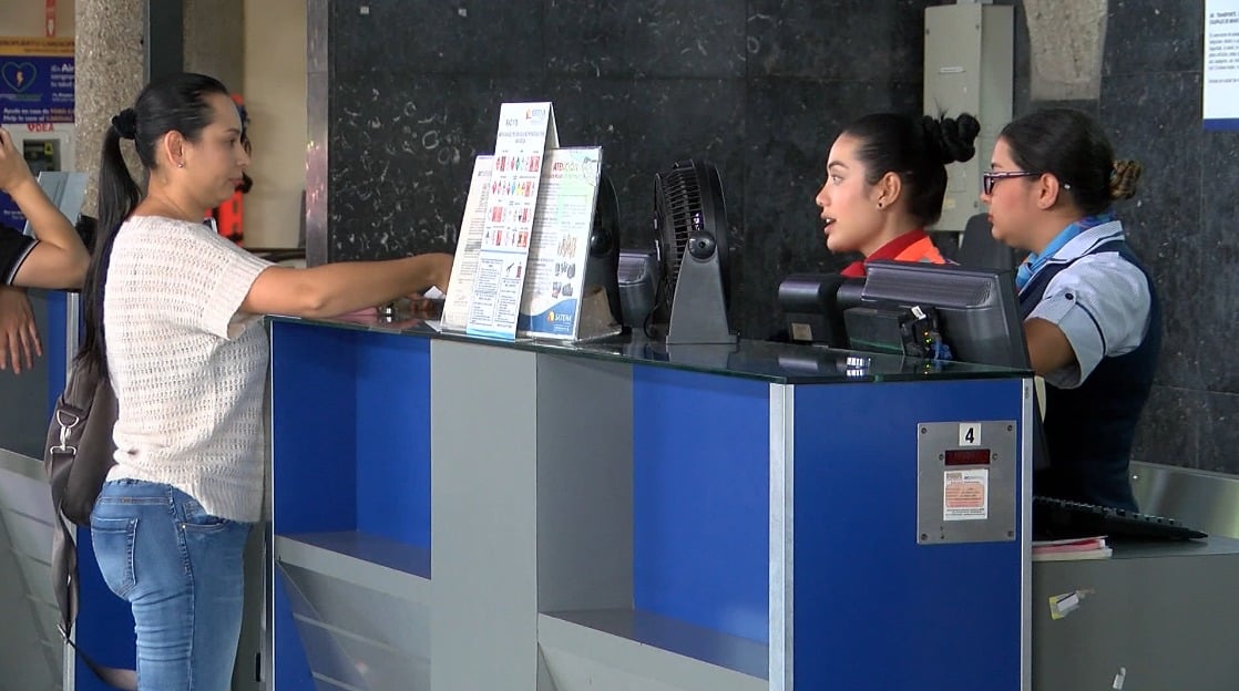 Esperan aumento de vuelos en el aeropuerto Olaya Herrera durante la semana de receso